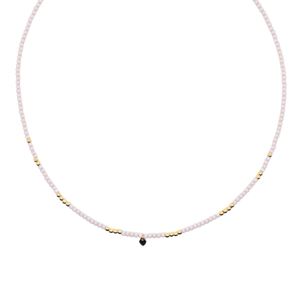 collana perline rosa con cuoricino